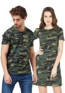 lover couple same t-shirts